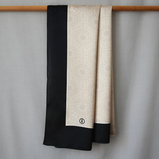 Tuch Seidensatin SERAY 180/65 schwarz/perlweiß - ZESA-SILK